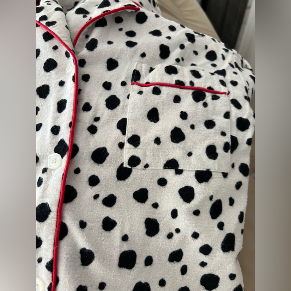 Disney Dalmatian Pajamas (2 piece) - Size Small - Picture 7 of 14